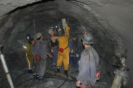 故城工程爆破中的危险因素分析以及应对工程爆破危险的措施